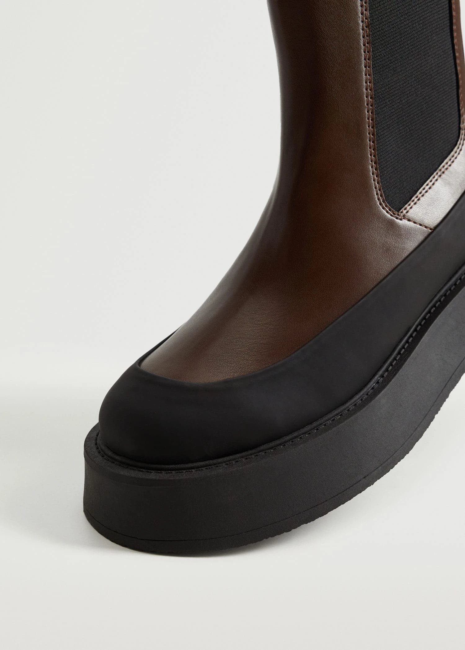 Contrast-sole Ankle Boots Burgundy 6 Contrast-sole Ankle Boots Burgundy - Image 4