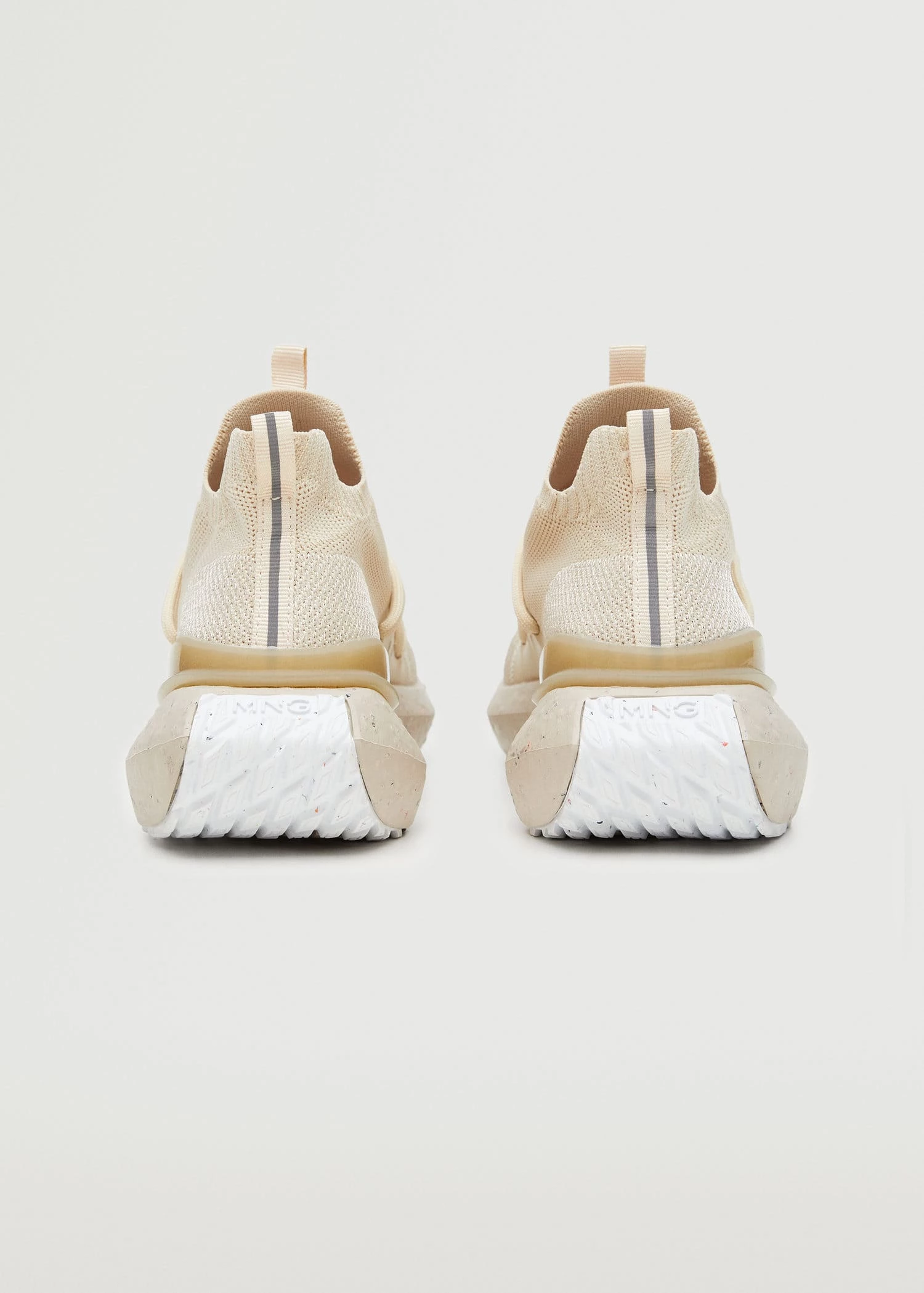 Contrast Sole Sneakers Beige 5 Contrast Sole Sneakers Beige - Image 3